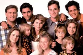 La Fete A La Maison Photo De Andrea Barber Et Ashley Olsen La Fete A La Maison Enfants Des Annees 80 Candace Cameron Bure