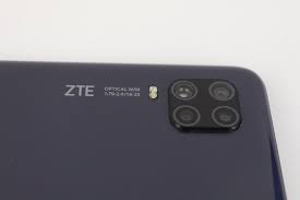 ZTE Axon 11 4G Testbericht - ein teures ...