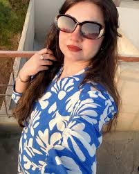 Nadia Sami (@nadia_khanofficial_) • Instagram photos and videos