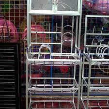 Rak piring jual aneka rak piring aluminium murah harga rak piring alumunium 1 458 likes product service facebook is showing information to help you better understand the purpose of a page. Rak Piring Aluminium 3 Sap Box Atas 2 Pintu 80 Perabotan Rumah Di Carousell