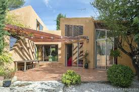 Piscine, internet, animaux de compagnie bienvenus, télévision à propos de la location. Marseille Villa D Architecte Annee 80 Maison Architecte Architecte Villa