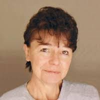 Loretta Heck's Instagram, Twitter & Facebook