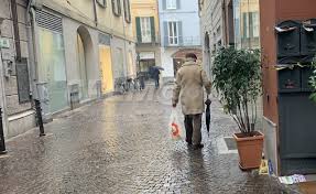 Coprifuoco, zona gialla, locali, cinema e spostamenti. Lombardia In Zona Gialla Ecco I Divieti E I Permessi