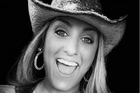 Taylor Dee (†33): Countrystar stirbt nach Autounfall