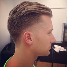 Ayrıca erkeklerin saç kesimlerinde erkek saç modelleri yanlar kısa üstler uzun önerilebilir. Erkek Sac Modelleri Yanlar Kisa Ustler Uzun