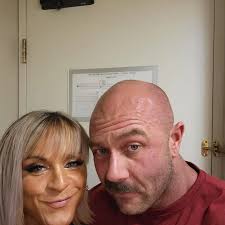 To the guy who makes me whole! Happy 3 year Anniversary babe! My swolemate,  twin flame, and much more! I love you! @krangsrevenge #annverisary  #twinflame #swolemate #love #coupleswhoworkout #myforever