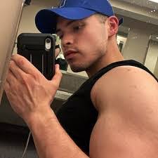 Eric Villa's Instagram, Twitter & Facebook