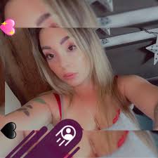 A subtle curve for these beauuuuutiful 3c-4a coils! #princegeorgebc  #princegeorgehair #princegeorgehairstylist #hairstylist #supportpg  #greensalon #curlystylist #curlyhairstylist #curlyhairroutine #gelcast  #princegeorgecurlyhair ...