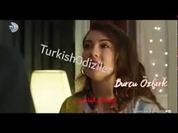 Gündelik hayatta rahatından ödün vermeyen parçalar tercih eden burcu özberk, söz konusu özel bir davet. Ø§Ù„Ø¹Ø´Ù‚