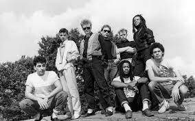 Multiracial reggae band from the west midlands who had several crossover hits in the 1980s and '90s with cover versions of '60s pop songs. D9qoy5qa2slfm