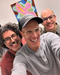 Robert Moskowitz's Instagram, Twitter & Facebook