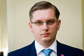 Adrian Mól, wiceprezydent Torunia przedstawił swój program. Kandydat PiS do  sejmu chce zmian dla regionu