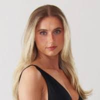 Danielle Wing's Instagram, Twitter & Facebook