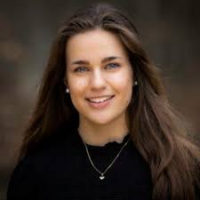 De siste månedene har jeg hatt gleden av å være økonomiansvarlig og  teammedlem i fadderstyret ved Universitetet i Agder (UiA) 🙌🏼Dette har  vært en utrolig lærerik opplevelse hvor jeg har fått… |