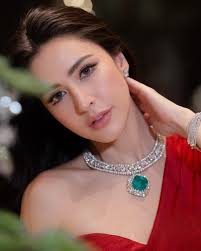 High-end jewelry is having a defining moment, and these women show how it's  done. Deepika Padukone shines in structured diamonds, Michelle Yeoh keeps  it timeless with Mikimoto pearls, and Priyanka Chopra delivers