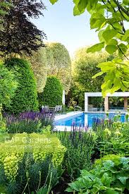 Ina garten's recipe for a giant cosmopolitan recently went viral, and we can see why. Richmond Garden Von Joanna Kossak Gap Gardens