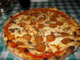 Da quando ho compiuto trenta anni. Picchio Pacchio Tomato Sauce Mushrooms And Hot Sausage Picture Of Bella Luna Ristorante Pizzeria Providenciales Tripadvisor