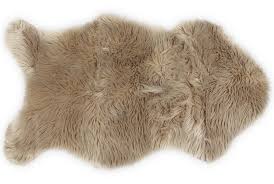 The natural shaped rugs are made by the finest new season lambskins from australia and new zealand. Nouvelle Legende 23 X 40 In Premium Faux Fur Sheepskin Rug Single Eurow