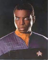 Voyager's jeri ryan had the biggest role, but jonathan entertainment tonight recently spoke with levar burton and quizzed him over a potential comeback as geordi la forge on the future of picard. Pin On Star Trek