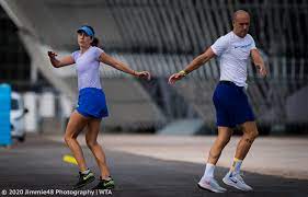 Born 10 march 1997) is a swiss professional tennis player. Jimmie48 Photography On Twitter In Sync Belindabencic Martin Hromkovic Warm Up Before Belinda S First Wta Tour Practice Since March