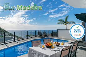 Il est marié à véronique « véro » médecin. New Beautiful Modern Villa A C Heated Pool Sea View Calheta Charm