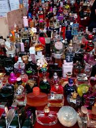 Bugün uygun avm full hediyelik eşya ve extraya gittik. Ucuzcunun Rehberi Sizi 50 Liraya Sosyete Gibi Giyindirecek Istanbul Pazarlari Onedio Com