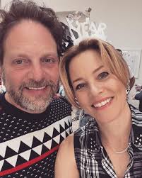 All You Need To Know About Elizabeth Banks And Max Handelman's 2 Kids