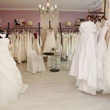 Brautkleider online shop, schneller versand. Bianca Brautmoden Outlet Store