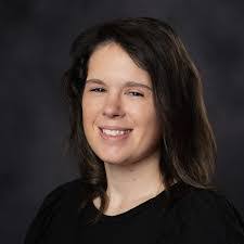 Lucy Robins's Instagram, Twitter & Facebook