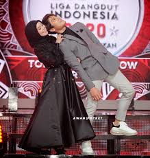 Lesti kejoran dan rizky billar mengumumkannya secara langsung pada di acara lida indosiar pada jumat (25/8). Rizky Billar Dan Lesti Kejora Makin Mesra Begini Respon Sang Ayah Nyata