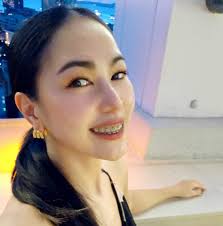 ผู้หญิง Salaryman Thailand...