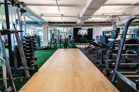 Schon im sehr jungen alter begann er sich dem bodybuilding. The Best Gyms In Montreal To Burn Fat Build Muscle And More