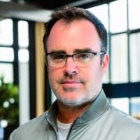 500+ perfiles de «Whitaker»