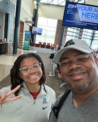 No matter how big or small your event planning business is, treating your  business like a business and not a hobby is what helps attract the clients  you want, make the income