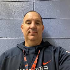 What is the community interest in the new disc golf course at Lake Park in  Delavan, IL?