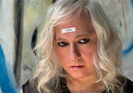 Öykü yaşamın içinde