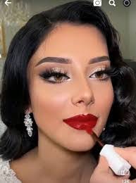 Kristen Spiker's Instagram, Twitter & Facebook