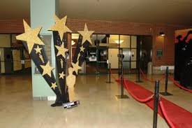Make homecoming unforgettable with exclusive dance themes and decoration ideas! Hollywood Themed Maybe Future Kids Party Hollywood Decorations Hollywood Party Hollywood Party Theme