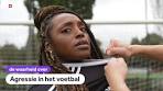 Geweld op het voetbalveld: 'Ik schreeuwde: ik stik' - YouTube
