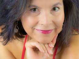 Retired math teacher launches new career, earns German hip-hop award