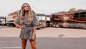 Subscribe to carly pearce mailing lists. Carly Pearce S First New Single Post Her Divorce Out Now Singer Cautions Next Girl