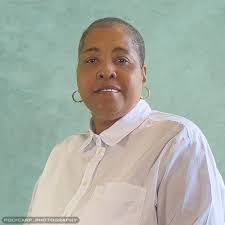 Andrea Lomax's Instagram, Twitter & Facebook