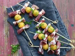 Brochette De Melon Et Coppa Recettes Recette Recette Brochette Recette A Base De Melon Brochette