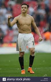 Alexis alejandro sánchez sánchez (spanish pronunciation: London Grossbritannien 21 Apr 2018 Von Manchester United Alexis Sanchez Feiert Den Gewinn Der Fa Cup