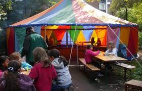 Zwei junge männer sind auf die freihafenelbbrücke in hamburg geklettert und haben so für zugchaos gesorgt. Hausdrei E V Stadtteilkulturzentrum In Hamburg Altona