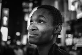 Photographers of Threads Name the sharpest lens you've tried 🔪 Here is a  quick test of the Summicron Apo 35mm f2 insane sharpness at night wide  open. Any blurriness is my fault!