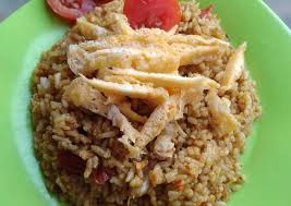 Jika menginginkan nasi goreng jawa seperti buatan restoran, anda juga bisa membuatnya sendiri. Mudahnya Memasak Nasi Goreng Telur Nasgor Telur Enak Sederhana