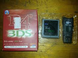 The original r4 card was released for the nintendo ds and is compatible with the newer nintendo ds lite systems as well. Xzone Games R4 Sdhc Para Nintendo 3ds Dsi Xl Ds Lite 4gb 100 Juegos Facebook