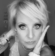 Penelope Huber's Instagram, Twitter & Facebook