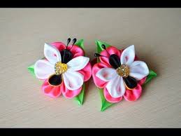 как сделать резинку для волос своими руками из ткани Kak Sdelat Babochku Iz Atlasnoj Lenty Svoimi Rukami Diy Babochka Iz Tkani Babochka Kanzashi Youtube Flores Artesanato Kanzashi Tutorial Como Fazer Flores